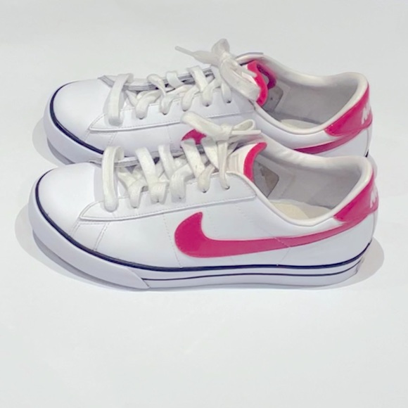 Nike - Sweet Classic Leather Women’s Shoes - Picture 7 of 9